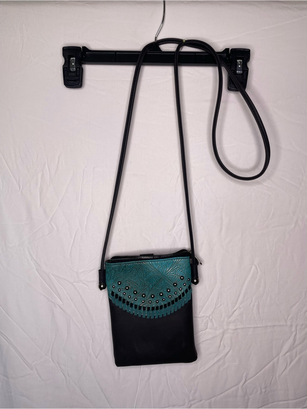 American Bling by Montana West Crossbody Cell Phone Purse